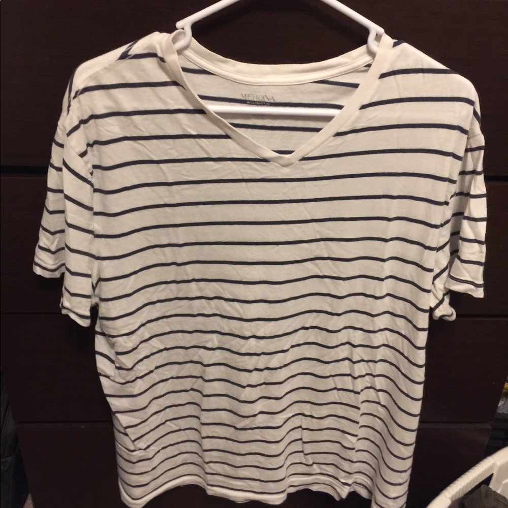 Merona Men’s Vneck